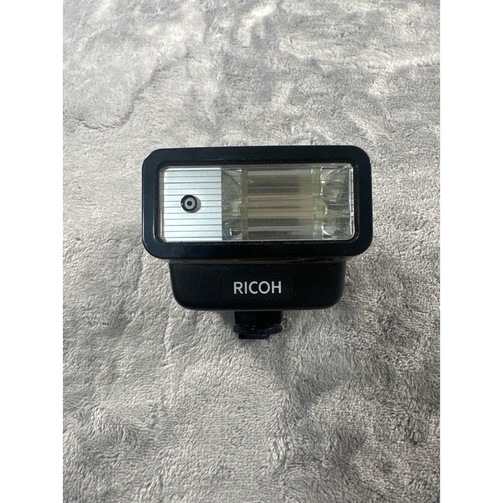 Ricoh XR Speedlite 240 Camera Flash Vintage Electronic Shoe Mount Made in Japan
